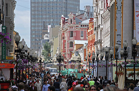 На Новом Арбате произошла массовая потасовка