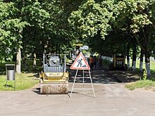 Асфальт во дворе дома на Волоколамском шоссе отремонтируют до конца августа