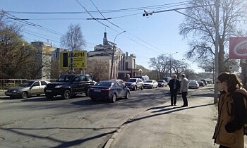Светофоры на перекрестке улиц Зосимовская-Предтеченская Вологды снова поменяют режим работы