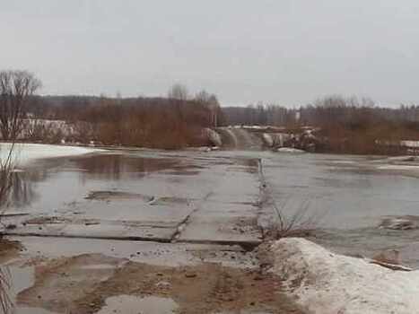 Сёла отрезаны водой: В Свердловской области начались паводки