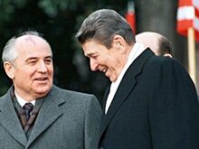 «Россия вне закона. Бомбардировка начнется через 5 минут»: эта и другие шутки Рейгана