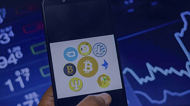 Центробанк предложил полностью запретить криптовалюты и майнинг в России