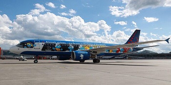 Brussels Airlines выполнила первый рейс из Брюсселя в Шереметьево на самолете с изображениями смурфов