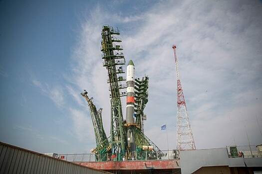 На «Байконуре» возникли проблемы при установке ракеты «Союз-2.1а»