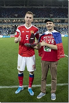 В интернете назвали лучшего игрока футбольного матча Россия-Калининград