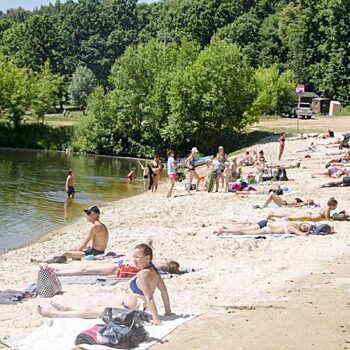 Как готовят пляжи Красногорска к купальному сезону