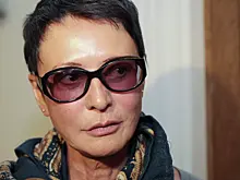 70-летняя Ирина Хакамада снялась в купальнике