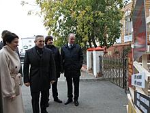 На ремонт дорог в Вагайском и Тобольском районе Александр Моор пообещал выделить больше денег