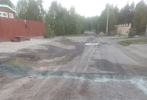 На грунтовке в Кургане появились «лежачие полицейские»