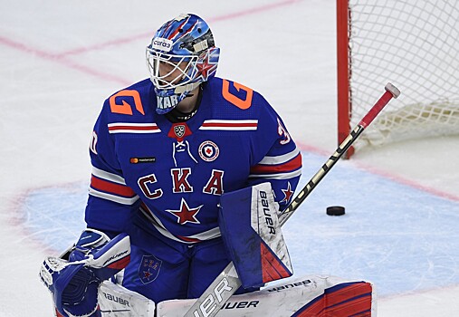 Российский голкипер Аскаров дебютировал в НХЛ