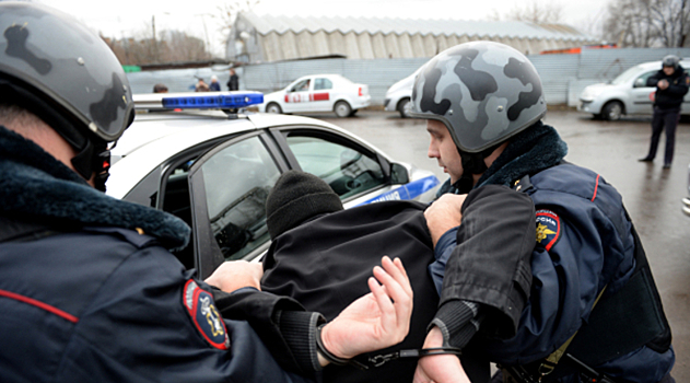 В Москве задержана группа мошенников из автосалона