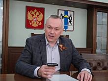 Губернатор поздравил фронтовика с наступающим Днем Победы