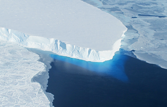 В Антарктиде зафиксировано обширное таяние льдов
