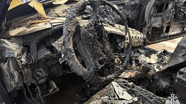 Обнародованы кадры с места пожара на ул. Свердлова в Кузнецке