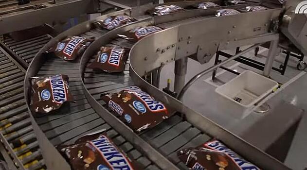 Создан Snickers весом в две тонны