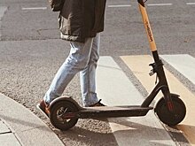 В Казани разыскивают мужчину, который на самокате сбил 60-летнюю женщину