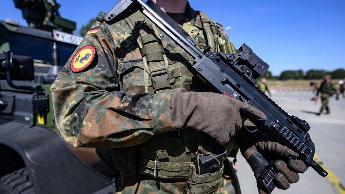 Германию заподозрили в реабилитации нацизма под эгидой НАТО