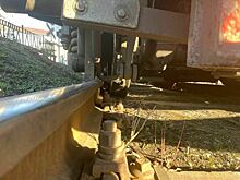 На севере Свердловской области тепловоз сошёл с рельсов