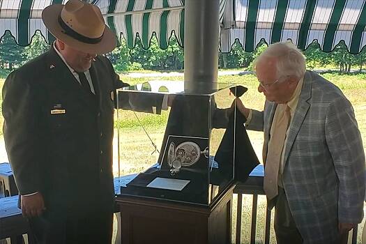 Украденные при загадочных обстоятельствах часы американского президента нашли через 37 лет