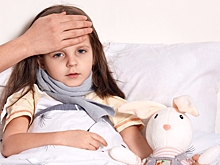 Лор рассказал, как выбрать безопасные капли в нос для детей