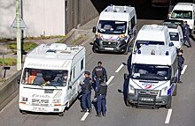 Парижская полиция начала задерживать автомобили участников протеста «Колонна свободы»