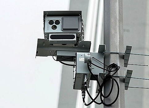 Водителей перестанут штрафовать с одной камеры дважды