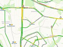 Утром 25 мая загруженность Алтуфьевского шоссе оценивается в три балла