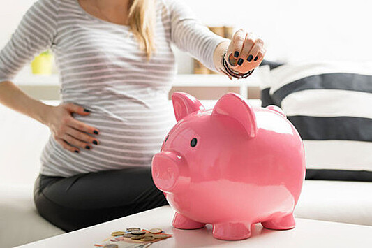 Кабмин выделил 46,6 млрд рублей на пособия беременным и родителям-одиночкам