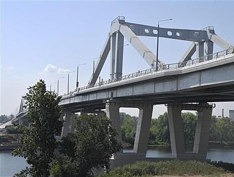 Минтранс отсудил компенсацию за срыв сроков строительства Фрунзенского моста