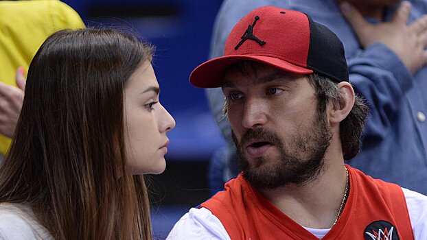 Мама Овечкина о семье сына: «Его жена – замечательная мать и прекрасный кулинар, потрясающе готовит. Саша садится уставший после игры – его ждут домашние котлетки»