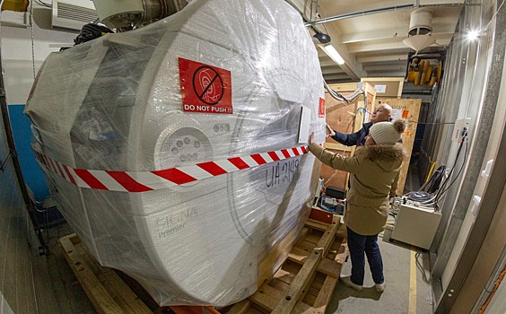 Новосибирский центр Мешалкина получил новейший томограф за 300 миллионов рублей