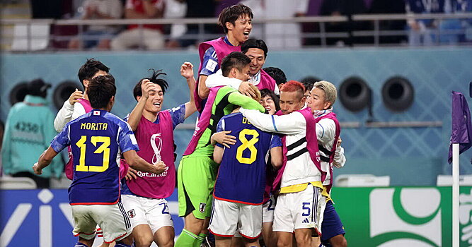 Сборная Японии за три минуты перевернула игру с Испанией во втором тайме