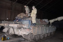 ВСУ спрятали словенские танки M-55S в ангарах после понесенных потерь