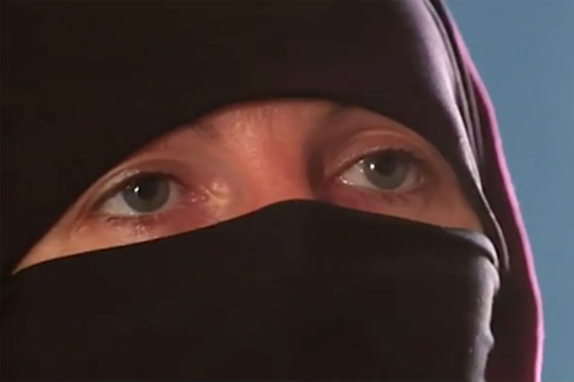 Тренировавшая боевиков ИГ ирландка попросилась домой