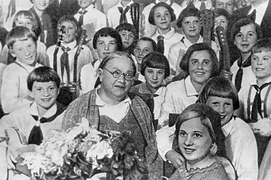 Жена вождя и "мама" советского образования: свет и тени биографии Надежды Крупской