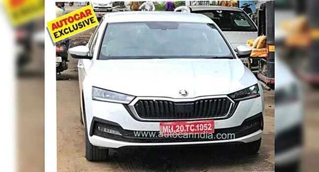 Skoda Octavia 2021 без камуфляжа проходит дорожные тесты в Индии