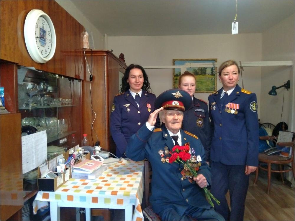 На встрече с сотрудниками ФСИН 99-летний ветеран рассказал, как брал Берлин