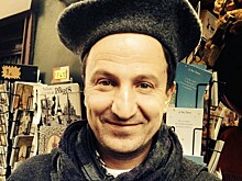 Маньяк, трое детей, мечта о комедии: где сейчас актер Денис Синявский