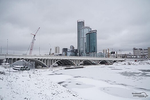 В Екатеринбурге начат второй этап реконструкции Макаровского моста