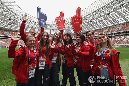 Волонтеры на Чемпионате мира: «улыбающаяся армия»