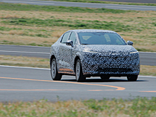 В Nissan поделились новыми подробностями по электрокару Leaf