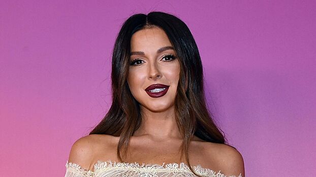 Нюша опубликовала видео в крошечном бюстгальтере