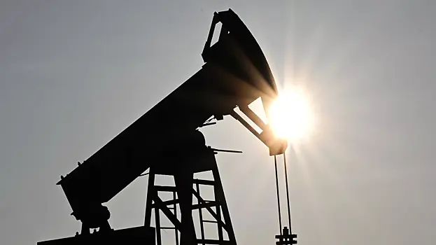 «Глобальный избыток»: профицит мирового рынка нефти становится очевидным
