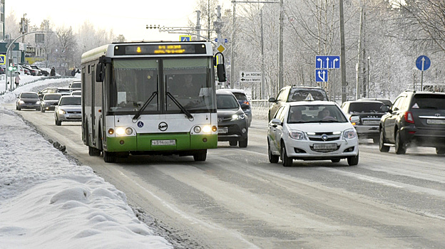 В Салехарде изменится схема движения автобуса № 8