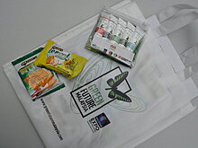 "Зеленая" Малайзия: "нефть" из пальмы, тарелки из риса и солнечный смартфон