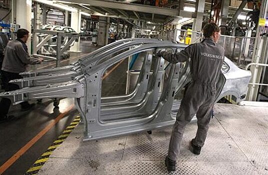 Мощности Volkswagen в Нижнем Новгороде будут в простое до сентября