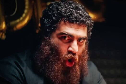 «Типичная секта» Бывший спортсмен построил вокруг себя культ. Он унижает женщин, а тысячи мужчин готовы ему платить