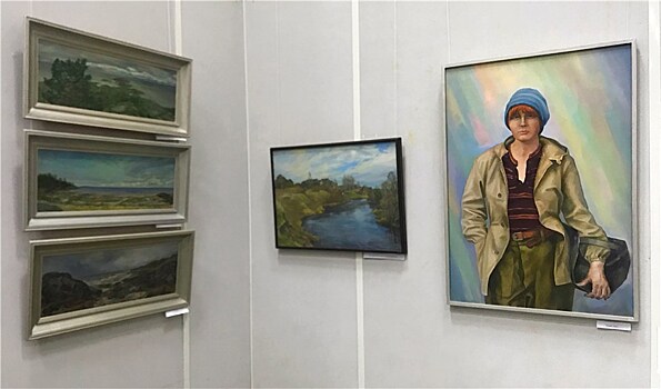 Сразу две выставки нижегородских художников открылись в центре "Рекорд"