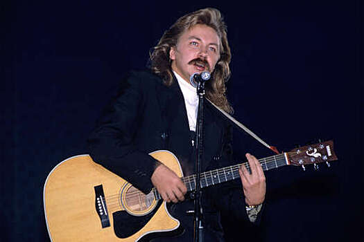 Mash: певец Игорь Николаев снизил гонорар вдвое перед Новым годом