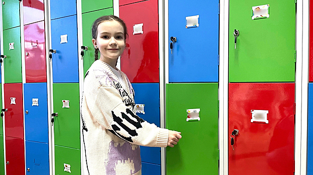 На Ямале все классы начальной школы оборудуют детскими шкафчиками